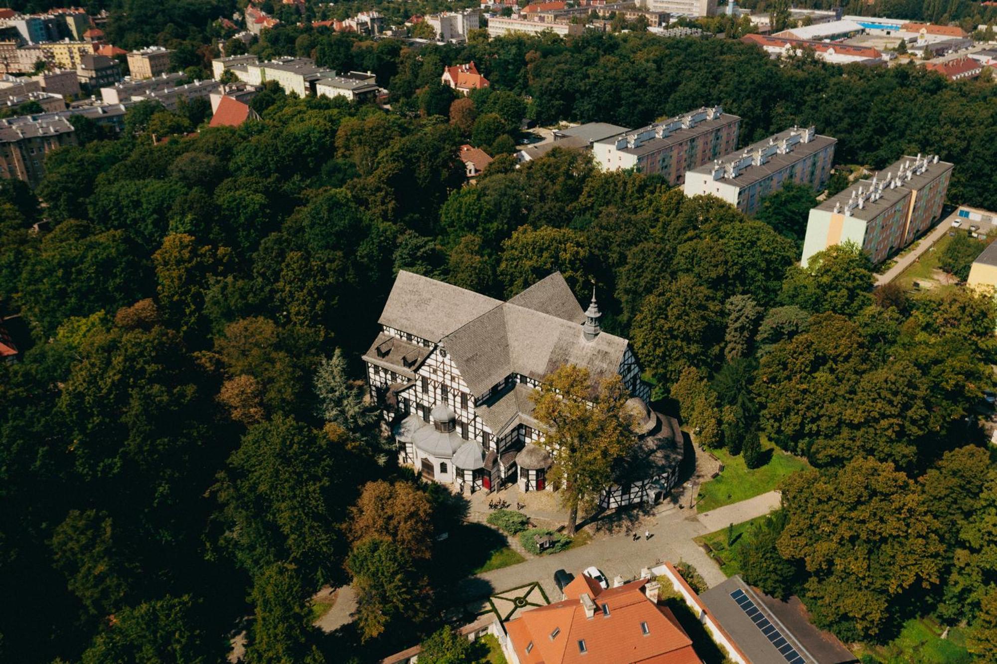 Great Polonia Swidnica City Center Exterior foto